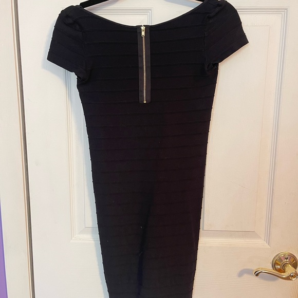 Bodycon BEBE dress - Picture 4 of 4